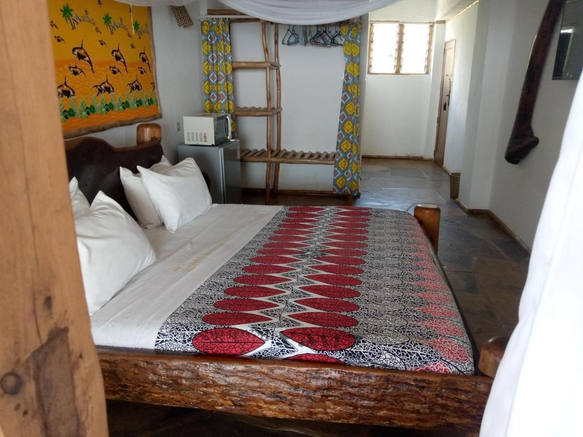 Ziwa Beach Resort Бамбури Екстериор снимка