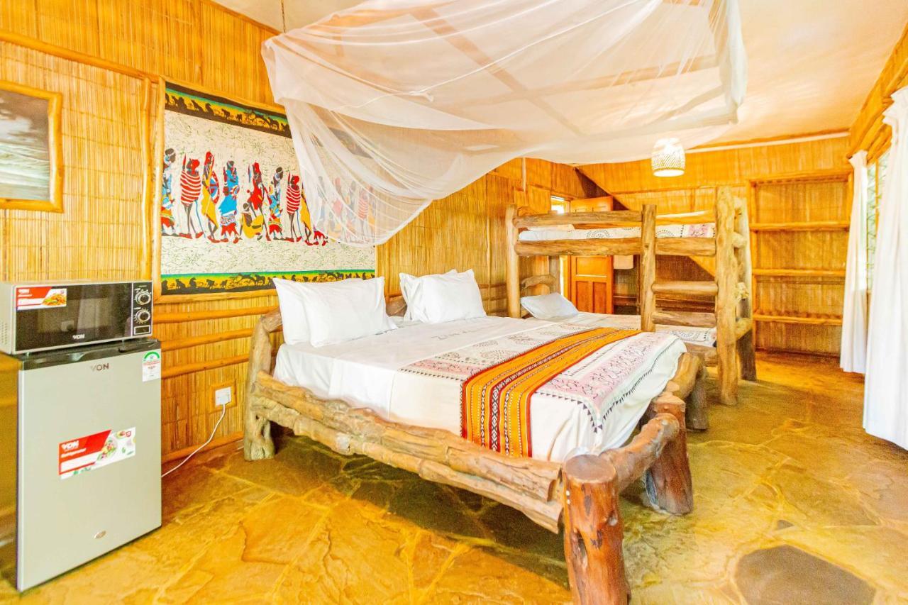 Ziwa Beach Resort Бамбури Екстериор снимка