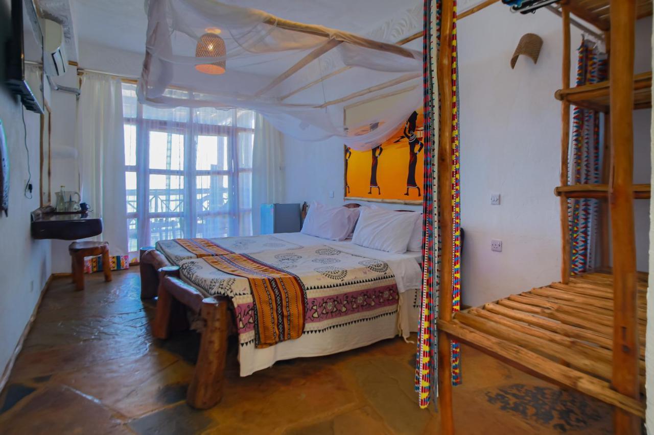 Ziwa Beach Resort Бамбури Екстериор снимка