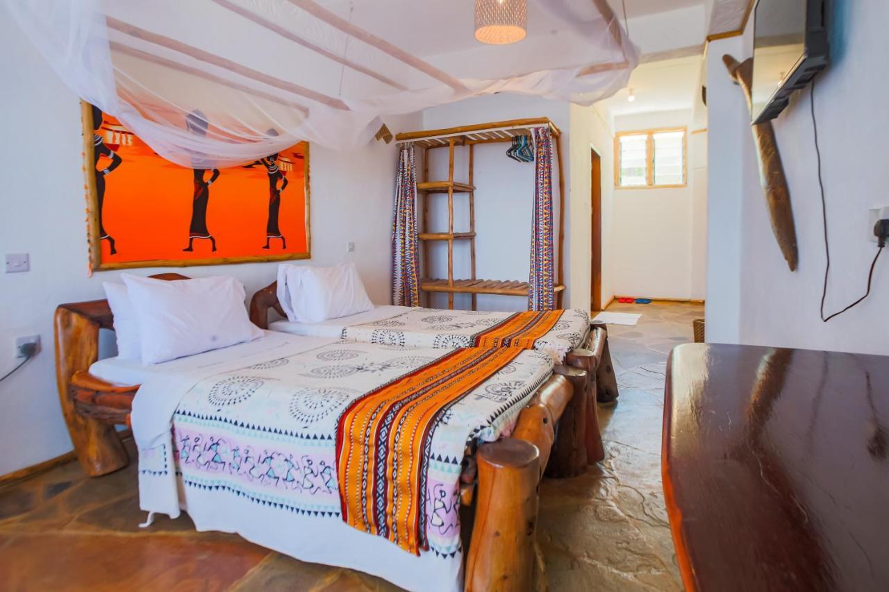 Ziwa Beach Resort Бамбури Екстериор снимка
